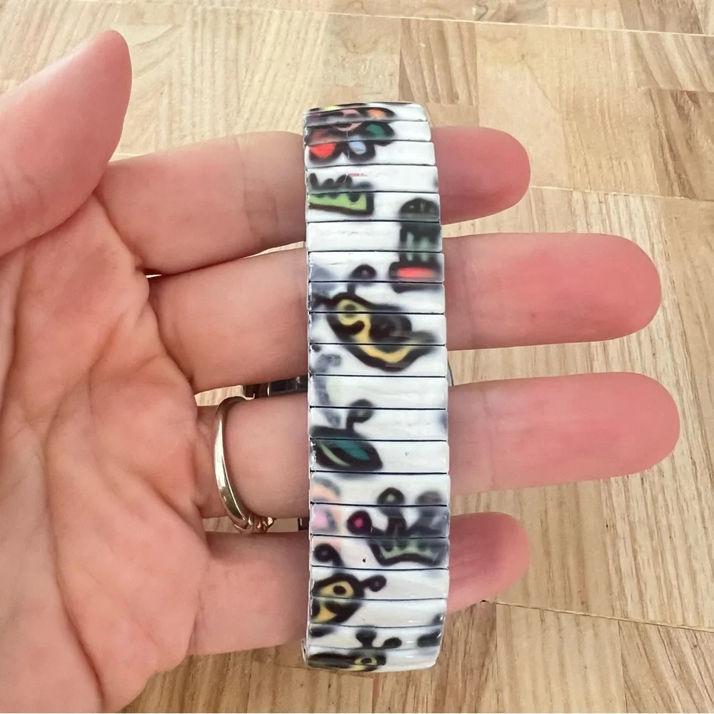 Geneva ladies doodles expansion bracelet watch NEW BATTERY